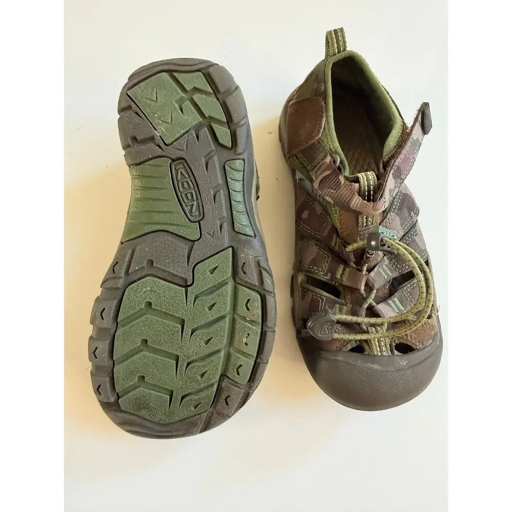 Adventure-Ready KEEN Newport H2 Sandals - Boys Size 2